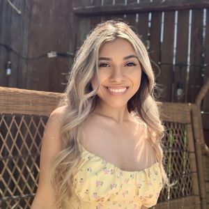 Meet your Posher, Malena